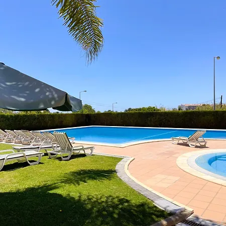 아파트 T1 104 - Terracos Do Vau 포티마오